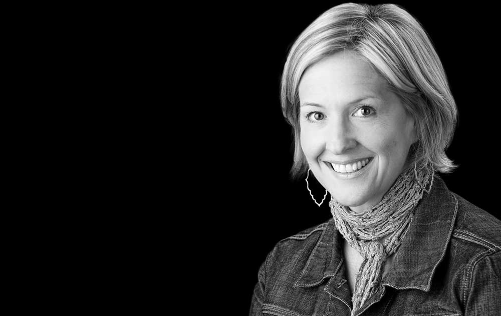 5 Brene Brown Lessons to Find Strength in Vulnerability