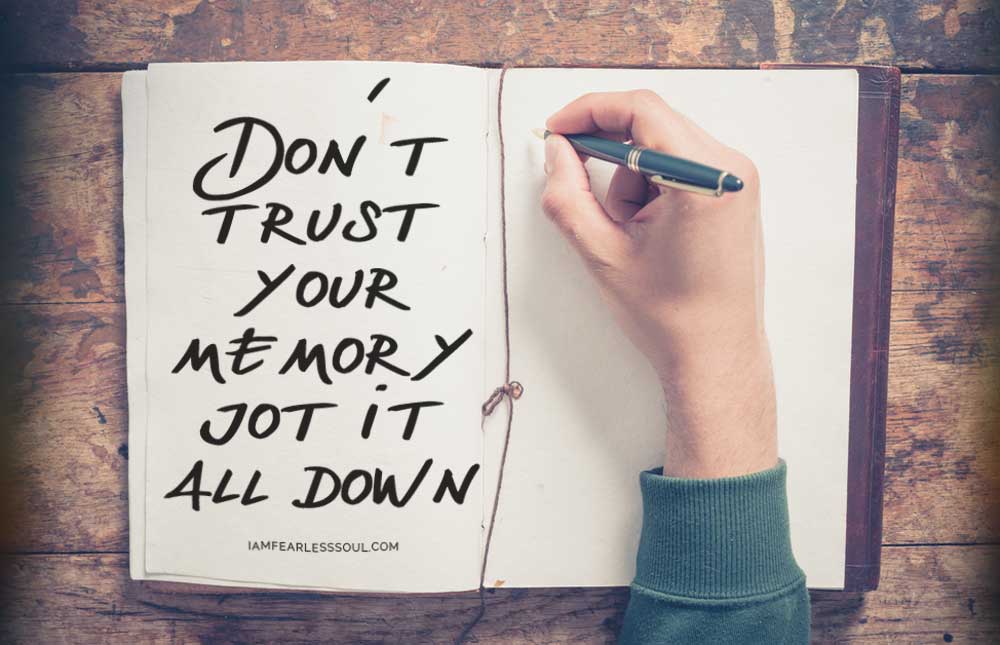 5 Reasons to Use Journaling For Mental Health & Happiness