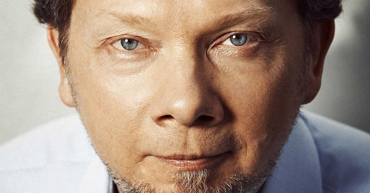 11 Amazing Eckhart Tolle Quotes On Spirituality & Presence