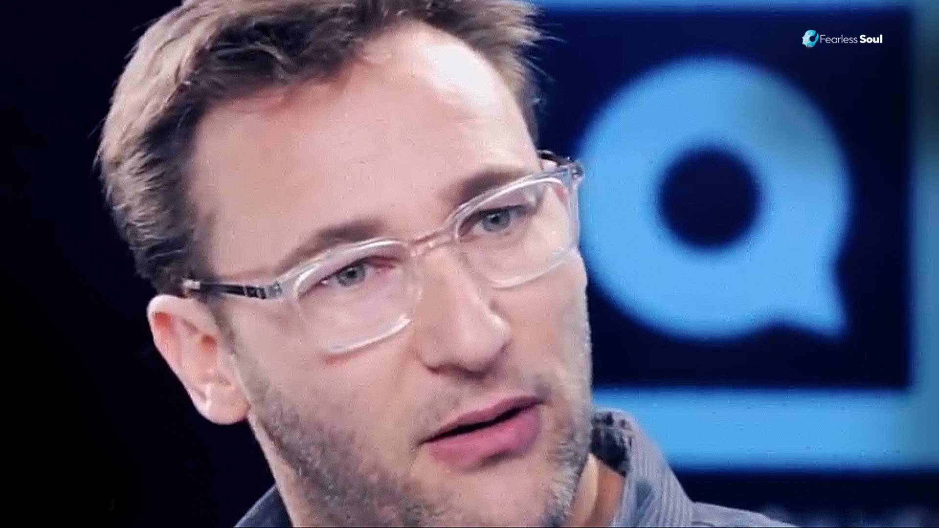 Simon Sinek Explains The REAL REASON People Fall and STAY In Love!
