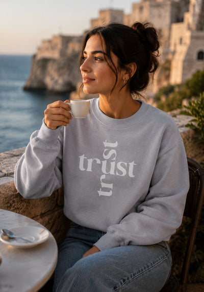 TRUST - Unisex relax crew neck sweatshirt